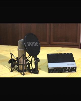 RØDE NT1-A E SCHEDA AUDIO UR22 con cavi completo