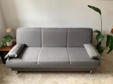 Divano letto tre posti con contenitore 