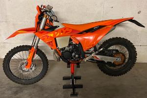 KTM 300 EXC SIX DAYS TPI 2025 – 60 ORE