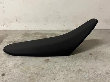 Sella Husaberg 570-450-390