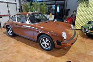 Porsche 911 2.7 Book Italia ASI oro Conservatissim
