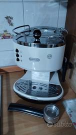 macchina per caffè e cappuccino de longhi a cialde