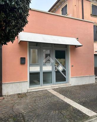 UFFICIO A NOGAROLE ROCCA