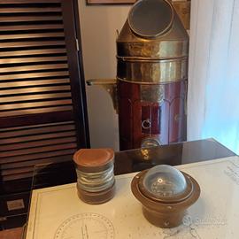 Bussola e Fanale navigazione