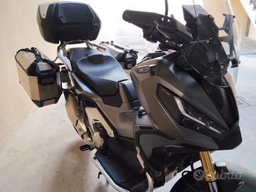 Honda x-adv 750 full optional 