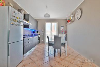 4 LOCALI A LIVORNO FERRARIS