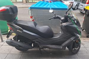 Scooter kymco