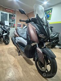 Yamaha X-Max 300 Bronze max