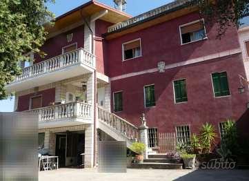 Complesso immobiliare a Monteforte d'Alpone (VR)
