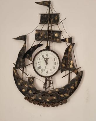 Orologio da parete in ferro battuto forma veliero