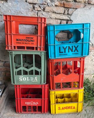 Cassette in plastica porta bottiglie vintage