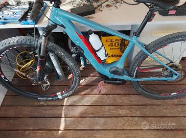 specialized levo elettrica (600w)