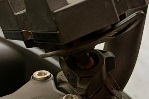 Supporto smartphone per moto Givi