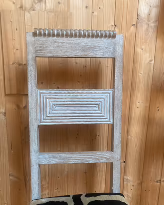 Vendi 4 sedie vintage francesi in legno decapato