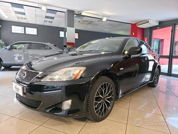 Lexus IS 220d