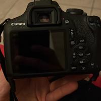 Canon EOS 2000
