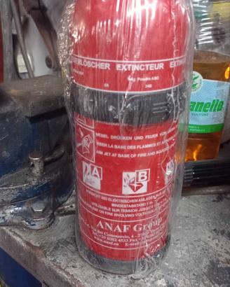 estintori per auto e furgone 