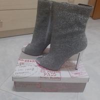 Stivaletto argentato tacco a spillo n38 Miss Globo