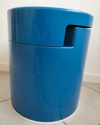 Sgabello anni '80 con contenitore modello 'Rolle'