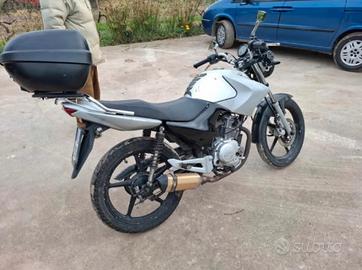 Yamaha ybr 125