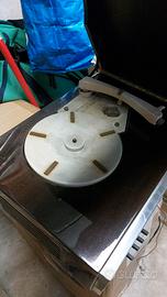 Radio giradischi Brionvega