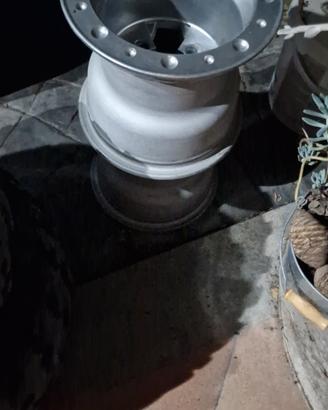 2 cerchi da 10 per polaris predator