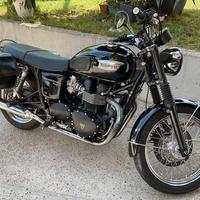 Triumph Boneville T100 iniezione