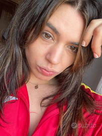 Cameriera, cassiera , scarico carico merce