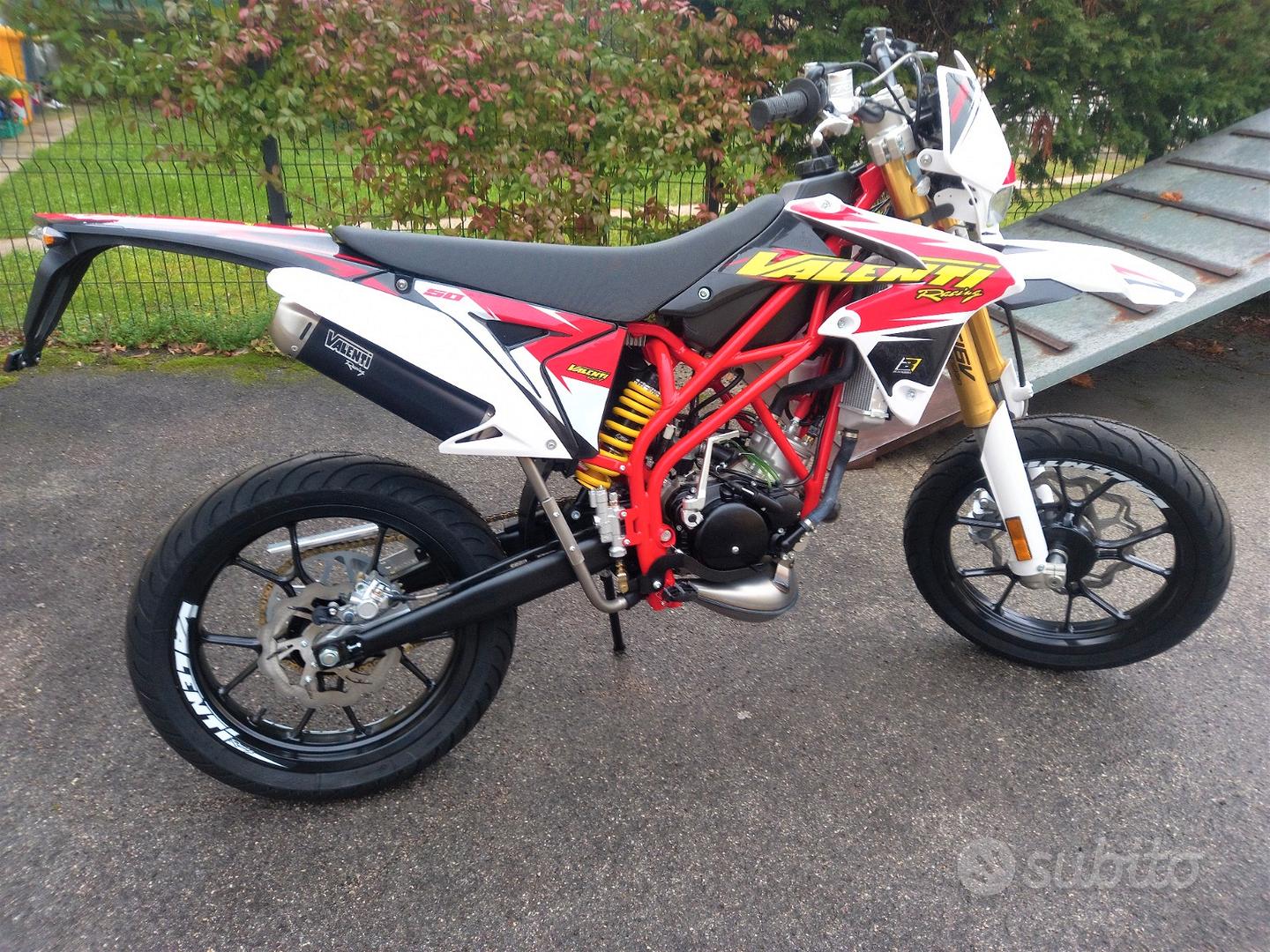 Moto Valenti 50 Racing Motard Suzuki Valenti 50 Racing Valenti Sm