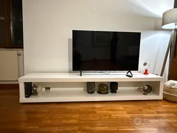 mobile laccato bianco lucido