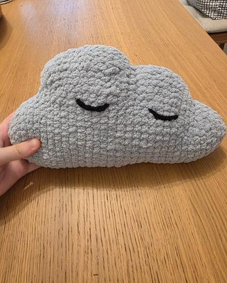 Peluche nuvoletta fatto a mano