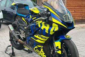 MOTO YAMAHA YZF R6 RACE 2021 BIKE PISTA