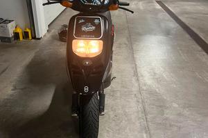 Scooter  50cc  Piaggio  Typhoon