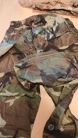 Sovrapantaloni impermeabile mimetico