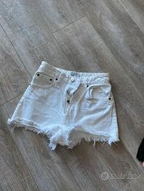 Pantaloncini bianchi di Zara