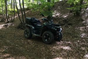 Quad CFORCE 625 TOURING targa bianca 