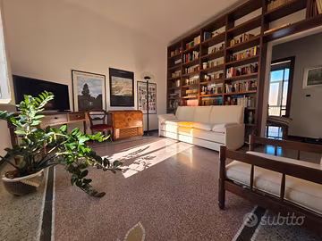 CASA PIENA DI LUCE! 