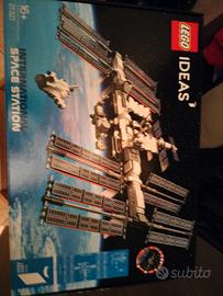 set lego Space Station 21321