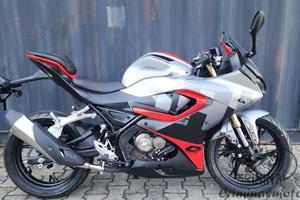 QJ Motor SRK 125R 2026