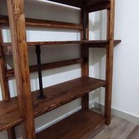 Libreria stile rustico-industriale