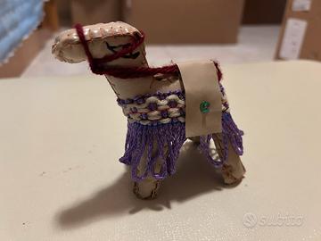 Soprammobile cammello