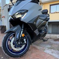 Tmax 560