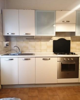 Cucina 370cm + base e pensile da 90 cm