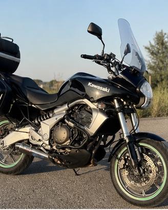Kawasaki Versys 650 - Kit Travel, Tris, Carplay