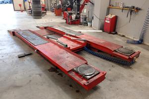 ponte sollevatore Omer