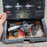 Pedali look e porta accessori 