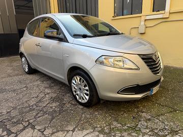Lancia Ypsilon 5 Porte Ypsilon 1.3 mjt Platinum s&