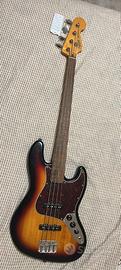 Basso fretless Fender Squier  jazz bass