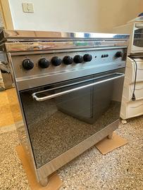 Cucina della Lofra in acciaio