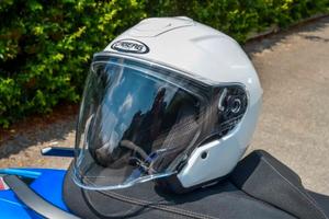 Casco jet Caberg Flyon